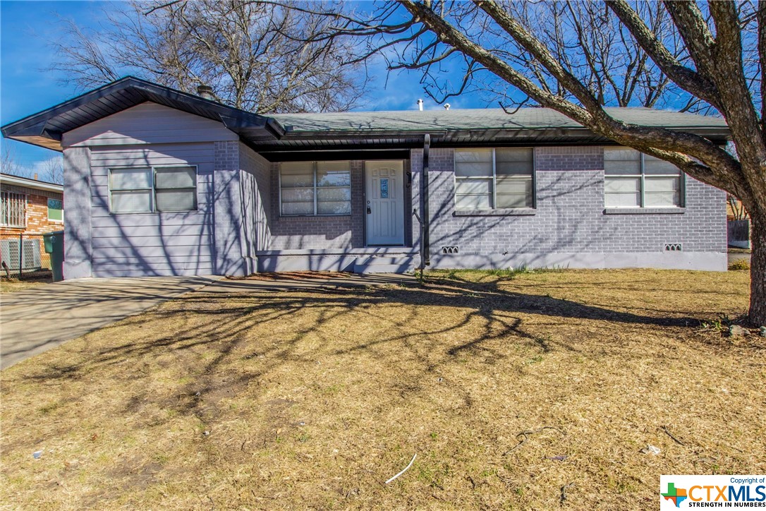 3217 Lake Travis Avenue