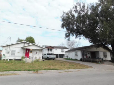 405 Chaparral Street