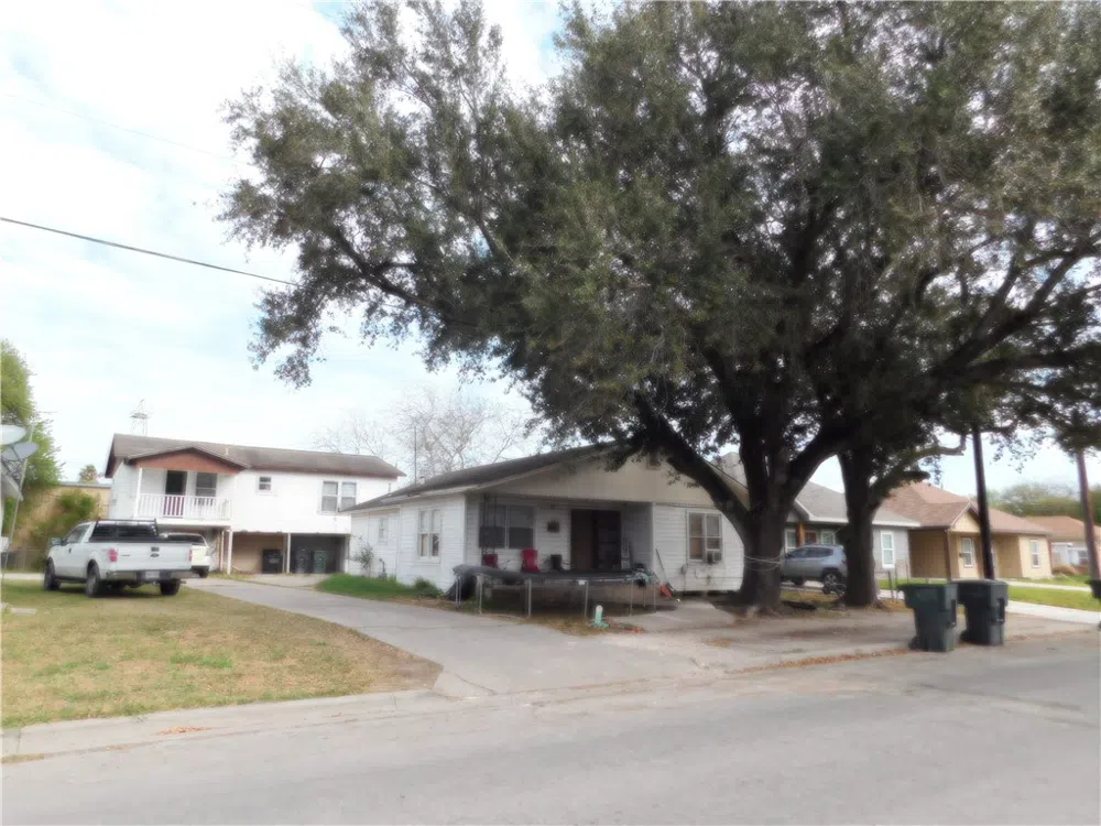 405 Chaparral Street Alice, TX 78332