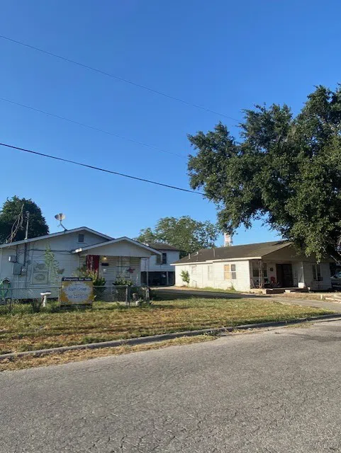 405 Chaparral Street Alice, TX 78332