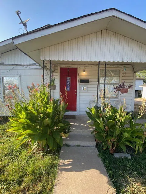 405 Chaparral Street Alice, TX 78332