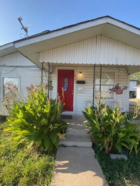 405 Chaparral Street Alice, TX 78332