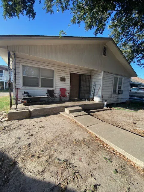 405 Chaparral Street Alice, TX 78332