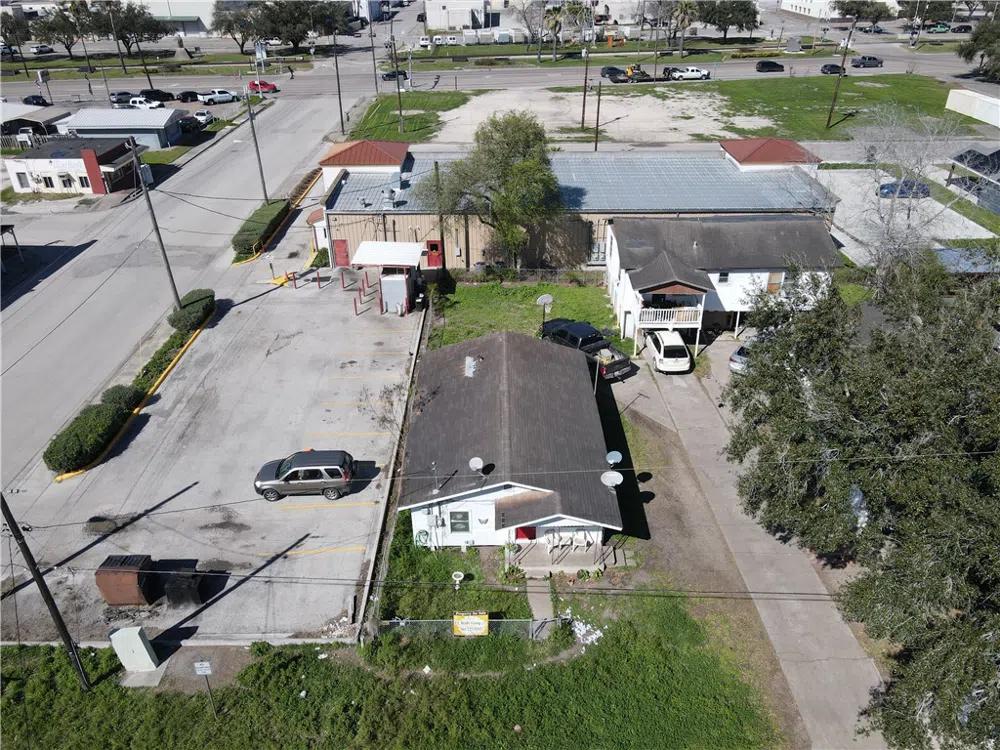 405 Chaparral Street Alice, TX 78332
