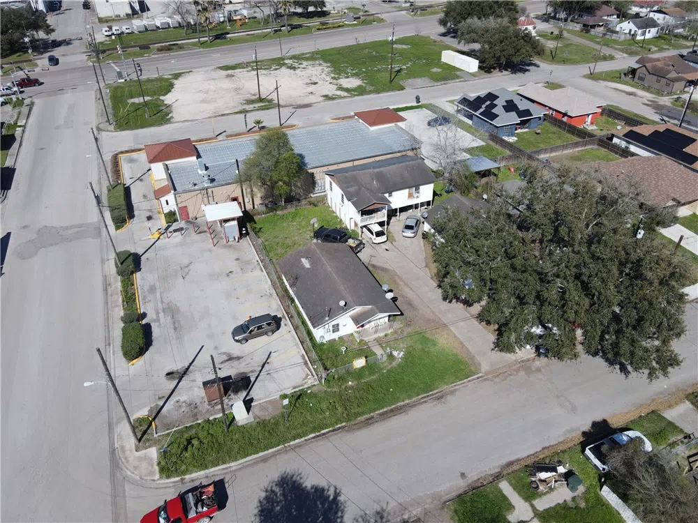 405 Chaparral Street Alice, TX 78332