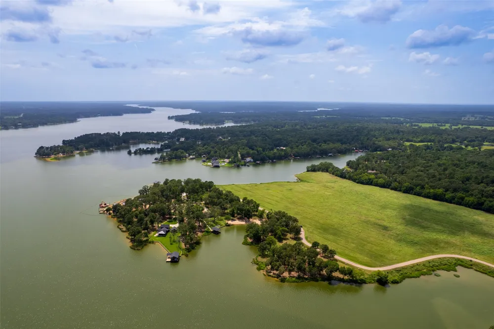 Eagles Nest Drive Mount Vernon, TX 75457