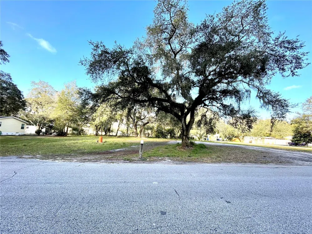 14820 15TH STREET Lutz, FL 33549