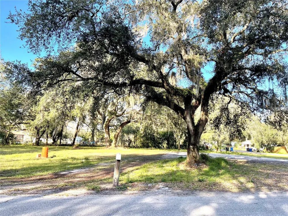 14820 15TH STREET Lutz, FL 33549