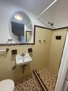 2811 Indian Creek Dr Miami Beach, FL 33140