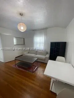 2811 Indian Creek Dr Miami Beach, FL 33140