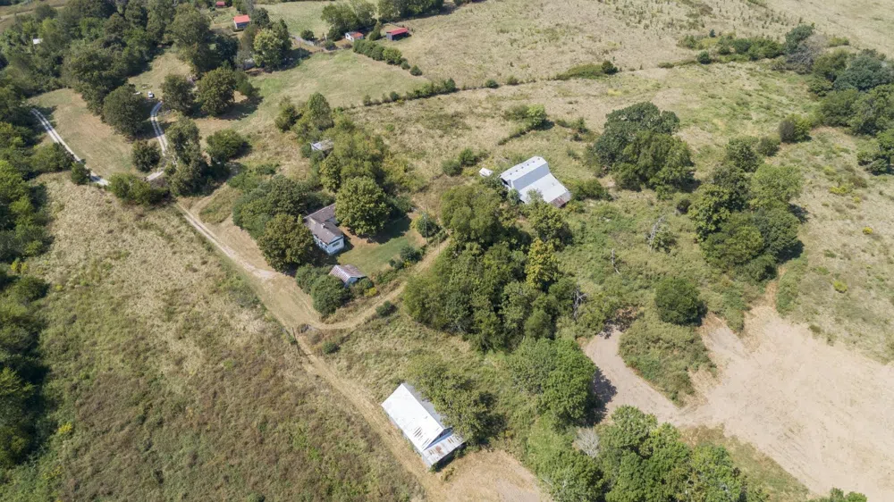 2762 Critz Ln Thompsons Station, TN 37179