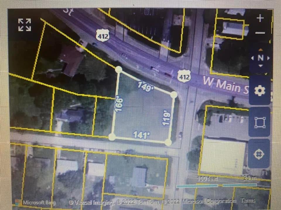 8 S Walnut St Hohenwald, TN 38462