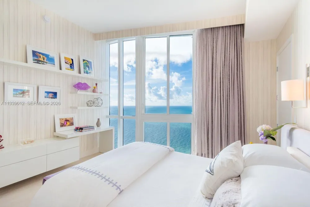 16001 Collins Ave #3201 Sunny Isles Beach, FL 33160
