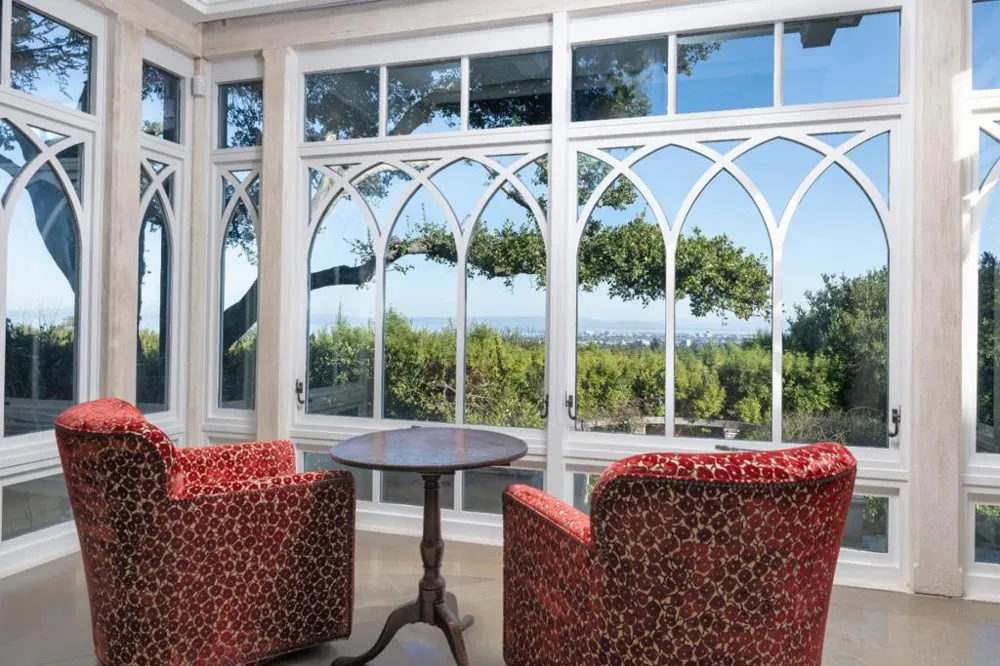 3085 Ralston Avenue Hillsborough, CA 94010