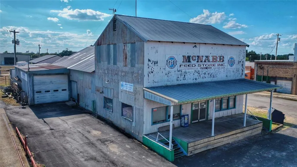 9 Clay Street Nocona, TX 76255