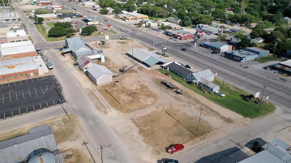 9 Clay Street Nocona, TX 76255