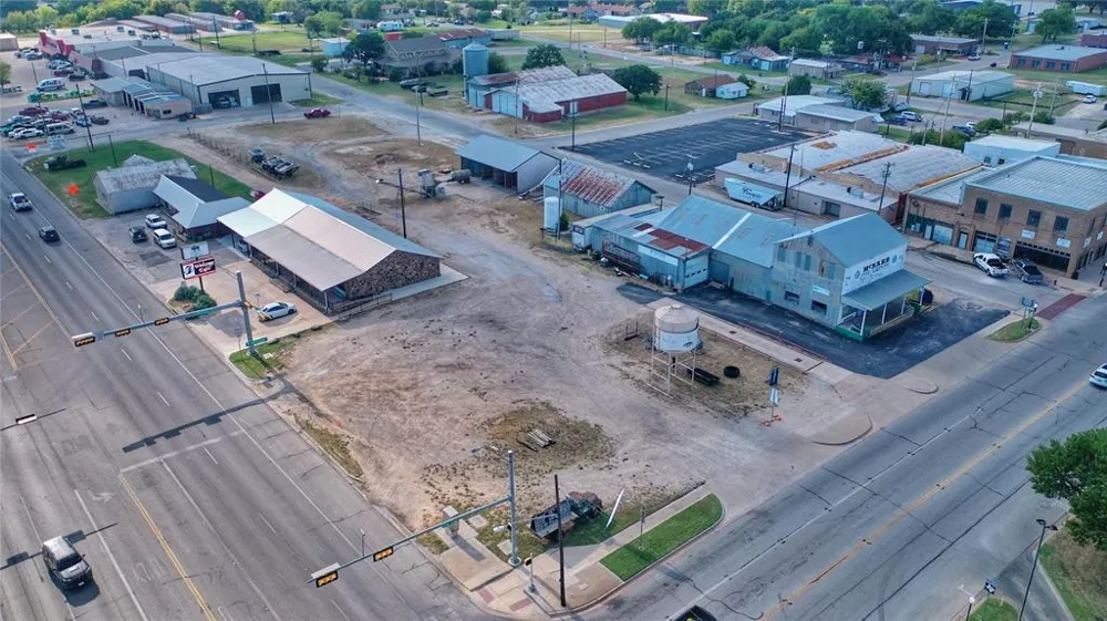 9 Clay Street Nocona, TX 76255