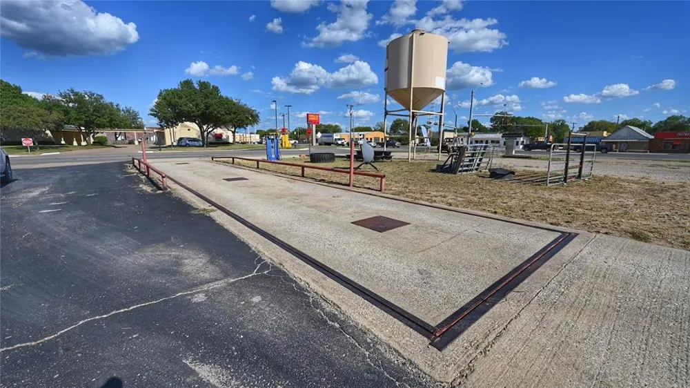 9 Clay Street Nocona, TX 76255