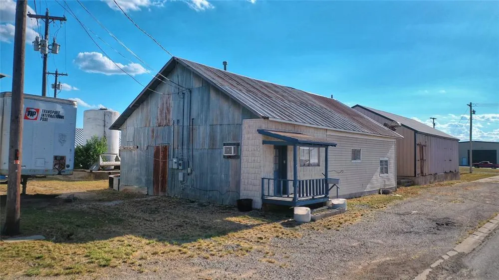 9 Clay Street Nocona, TX 76255