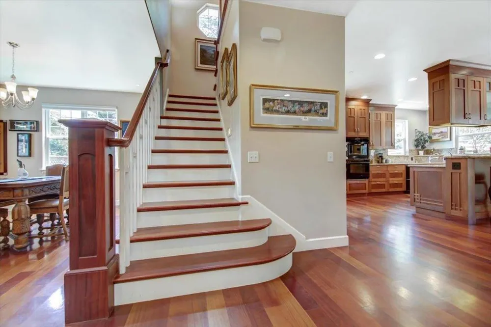 839 Calabasas Road Watsonville, CA 95076