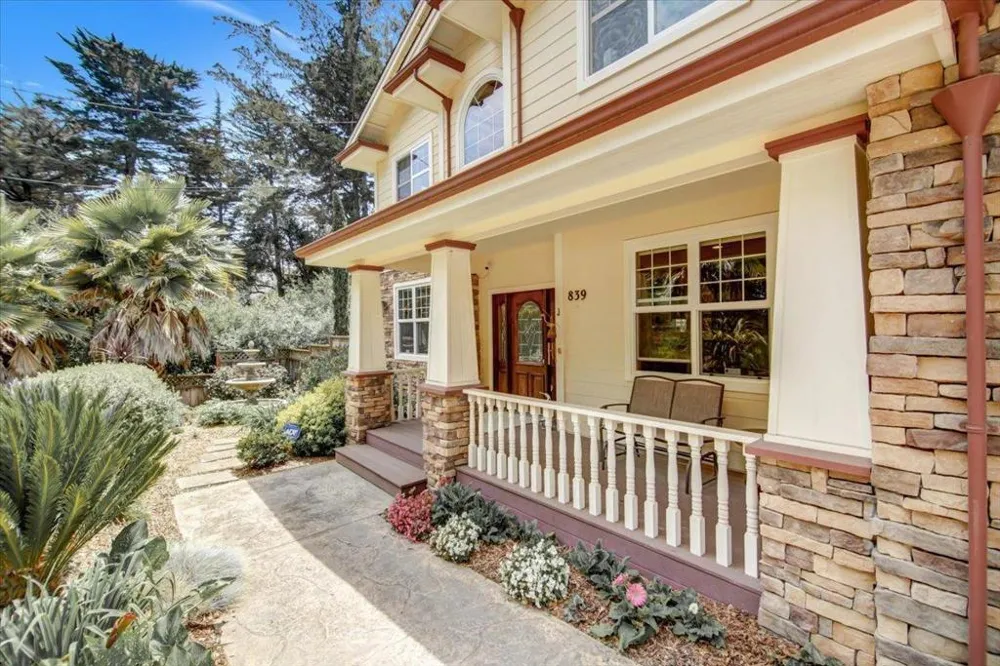 839 Calabasas Road Watsonville, CA 95076