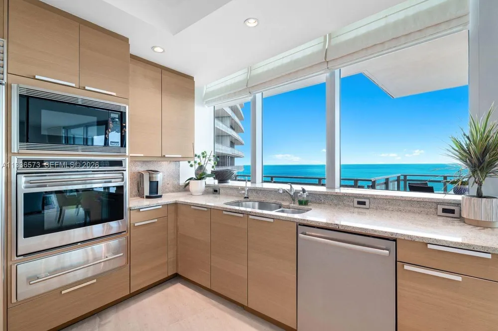 10295 Collins Ave #1202 Bal Harbour, FL 33154