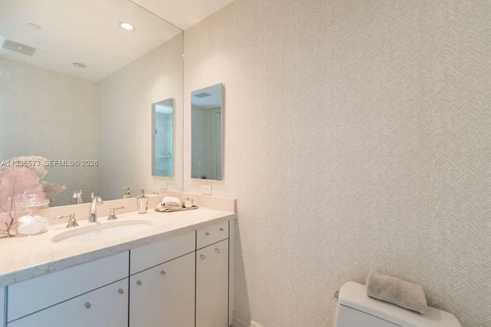 10295 Collins Ave #1202 Bal Harbour, FL 33154