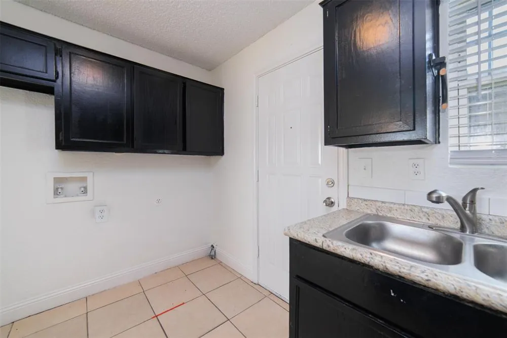 3844 Waldorf Street Fort Worth, TX 76119