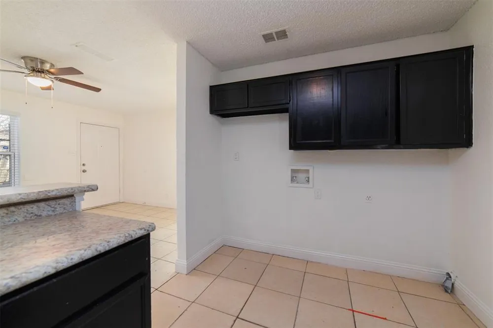 3844 Waldorf Street Fort Worth, TX 76119