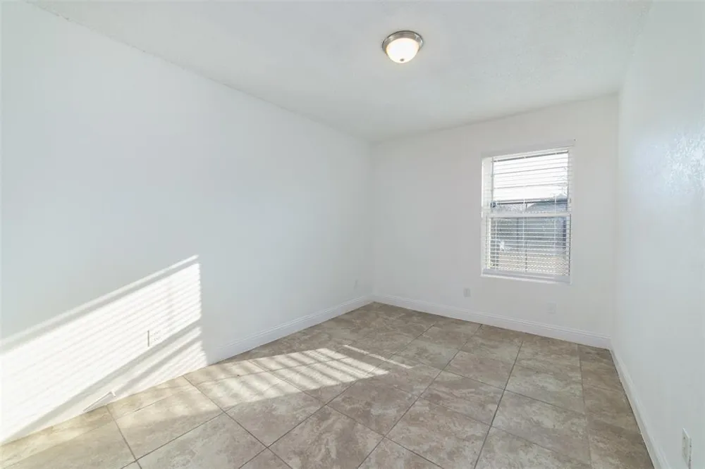 3844 Waldorf Street Fort Worth, TX 76119