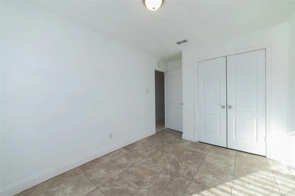 3844 Waldorf Street Fort Worth, TX 76119