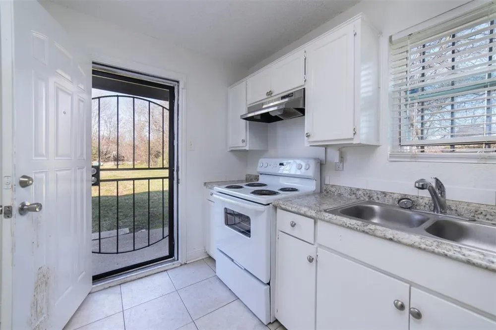3844 Waldorf Street Fort Worth, TX 76119
