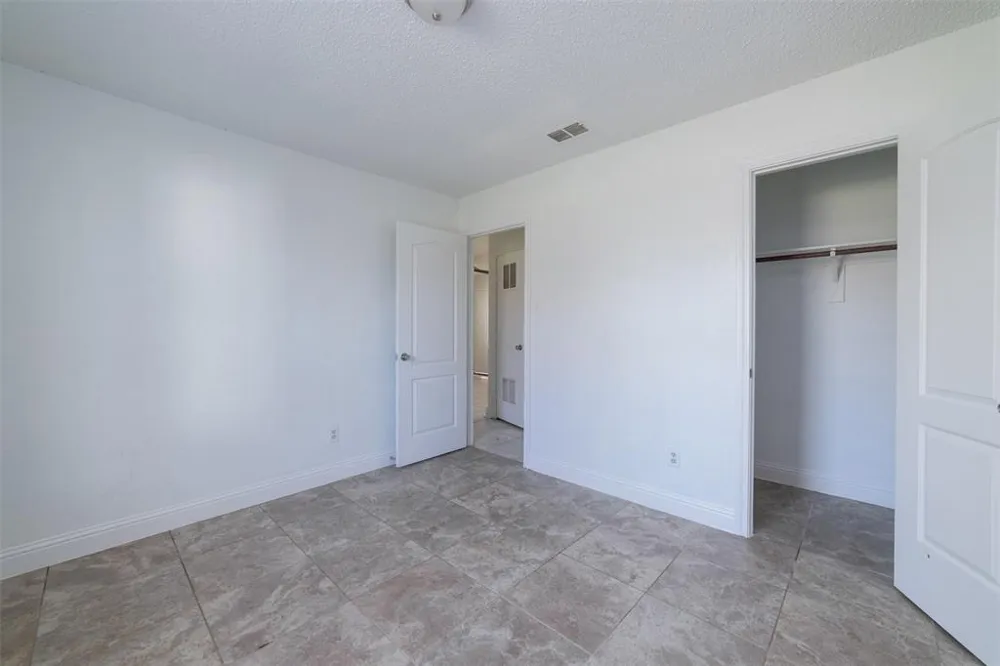 3844 Waldorf Street Fort Worth, TX 76119