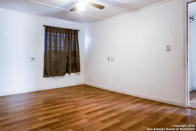 741 JULIA DR Comfort, TX 78013