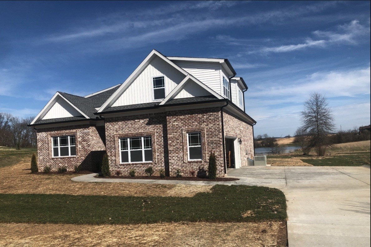 1020 Harness Cir Gallatin, TN 37066