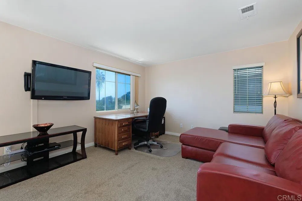 6963 Tradewinds Drive Carlsbad, CA 92011