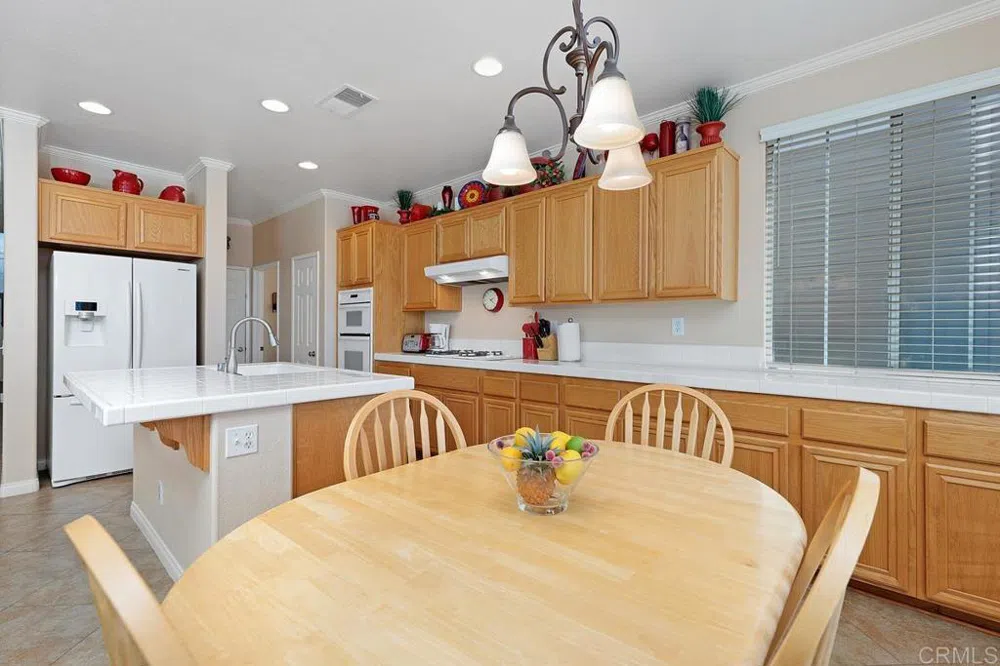 6963 Tradewinds Drive Carlsbad, CA 92011