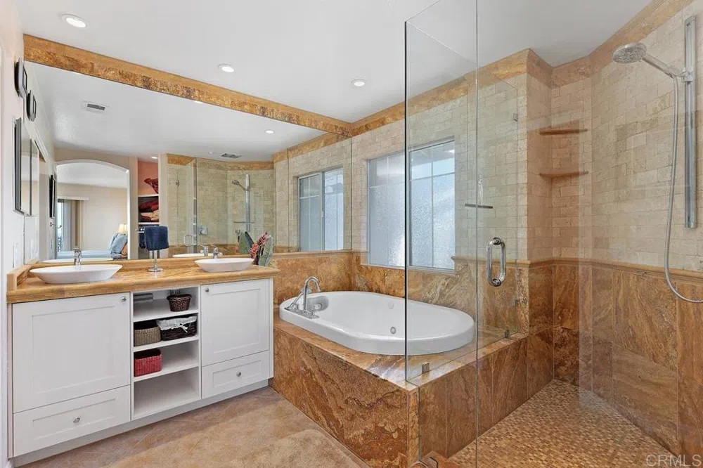 6963 Tradewinds Drive Carlsbad, CA 92011