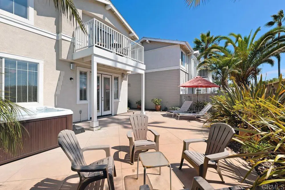 6963 Tradewinds Drive Carlsbad, CA 92011