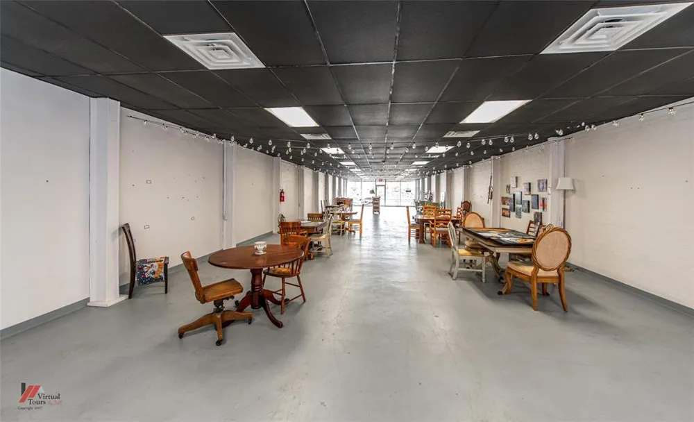 126 W Louisiana Avenue Vivian, LA 71082