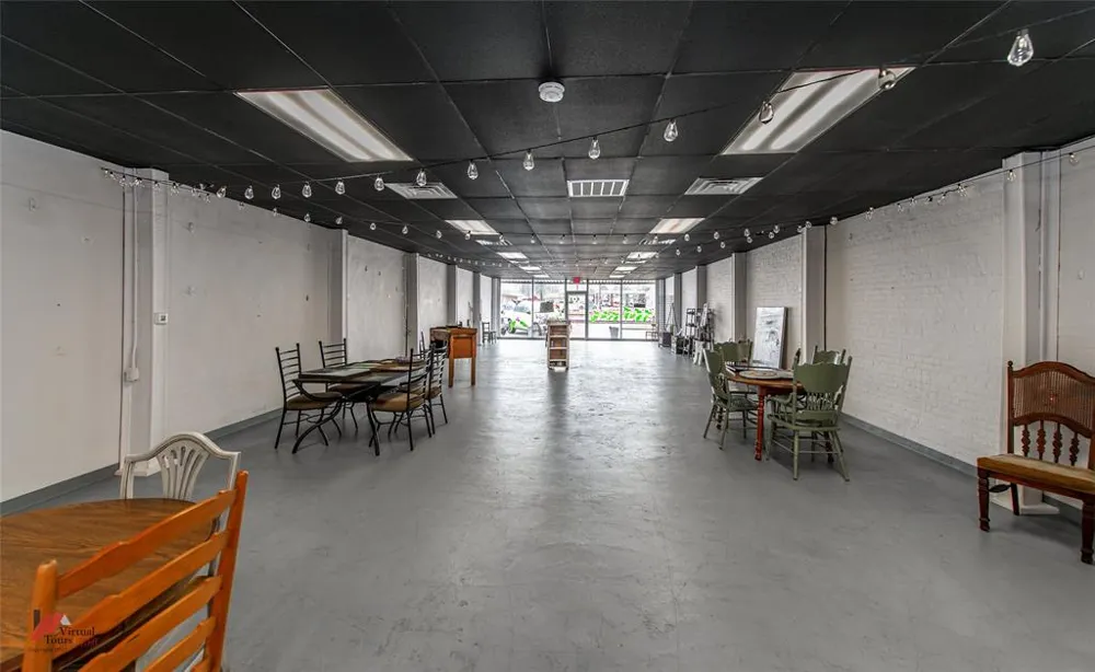 126 W Louisiana Avenue Vivian, LA 71082