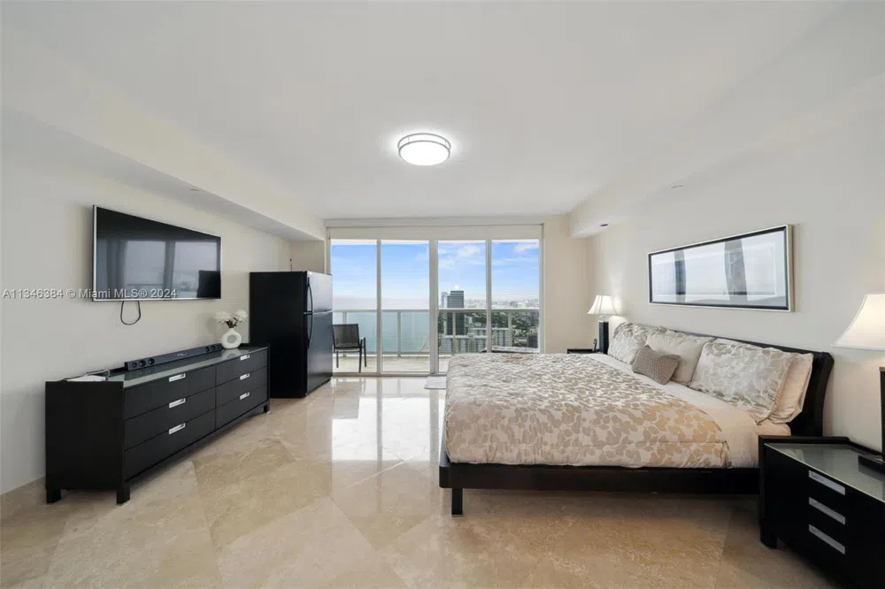 1830 S Ocean Dr #4602 Hallandale Beach, FL 33009