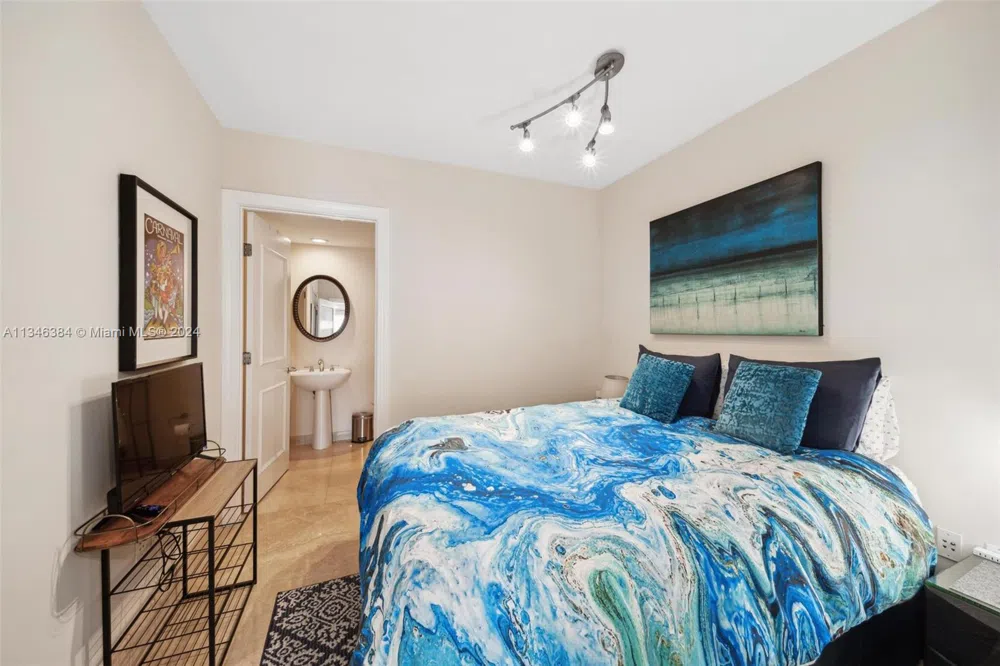 1830 S Ocean Dr #4602 Hallandale Beach, FL 33009