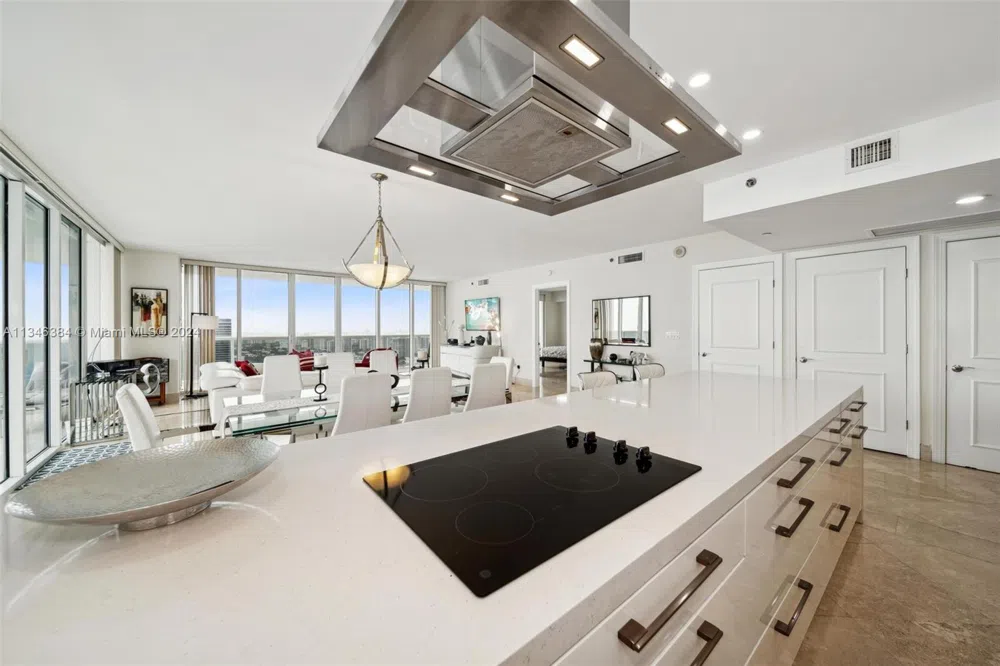 1830 S Ocean Dr #4602 Hallandale Beach, FL 33009
