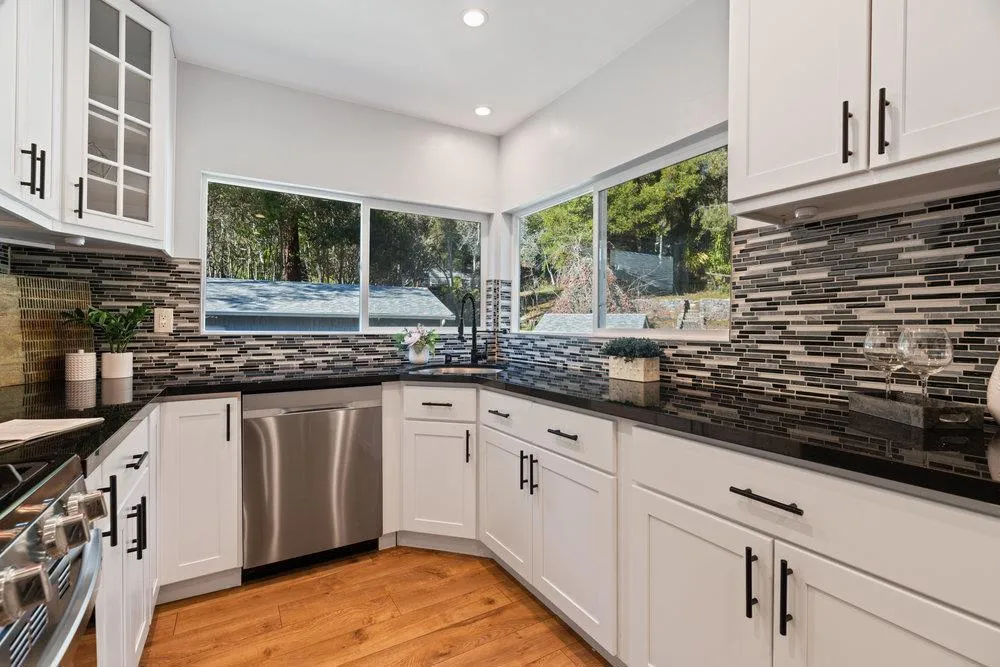 564 Hillcrest Drive Felton, CA 95018