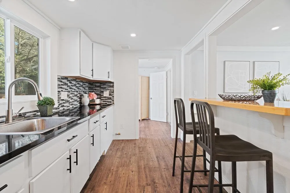 564 Hillcrest Drive Felton, CA 95018