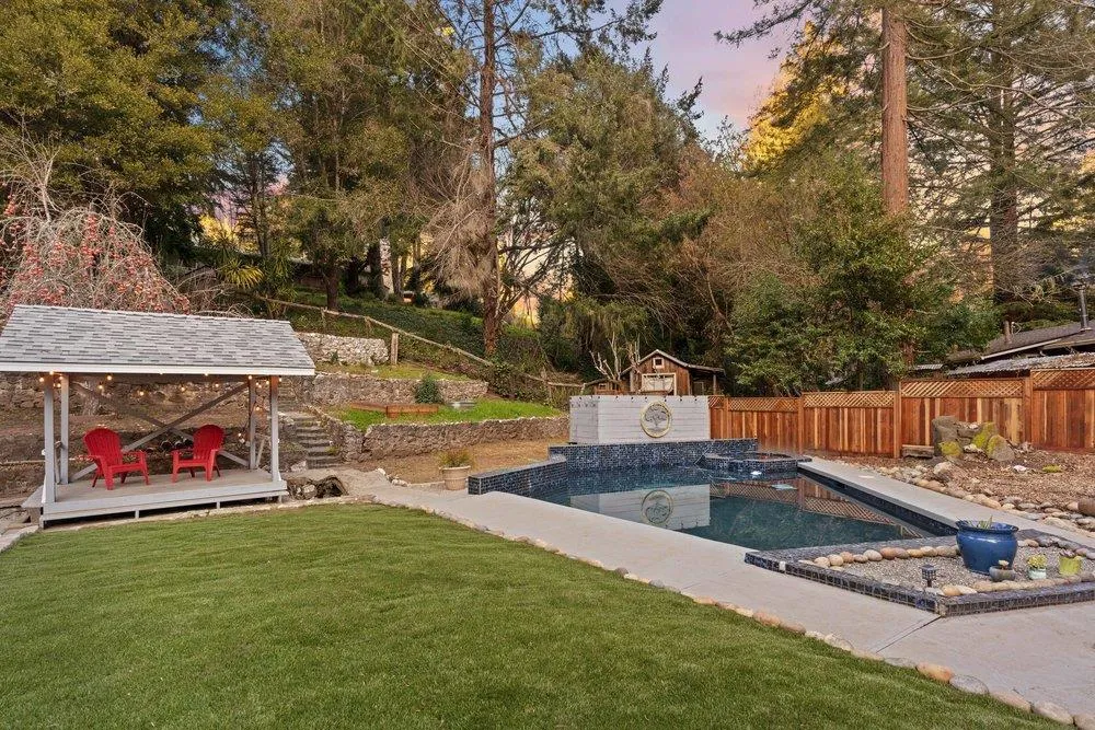 564 Hillcrest Drive Felton, CA 95018