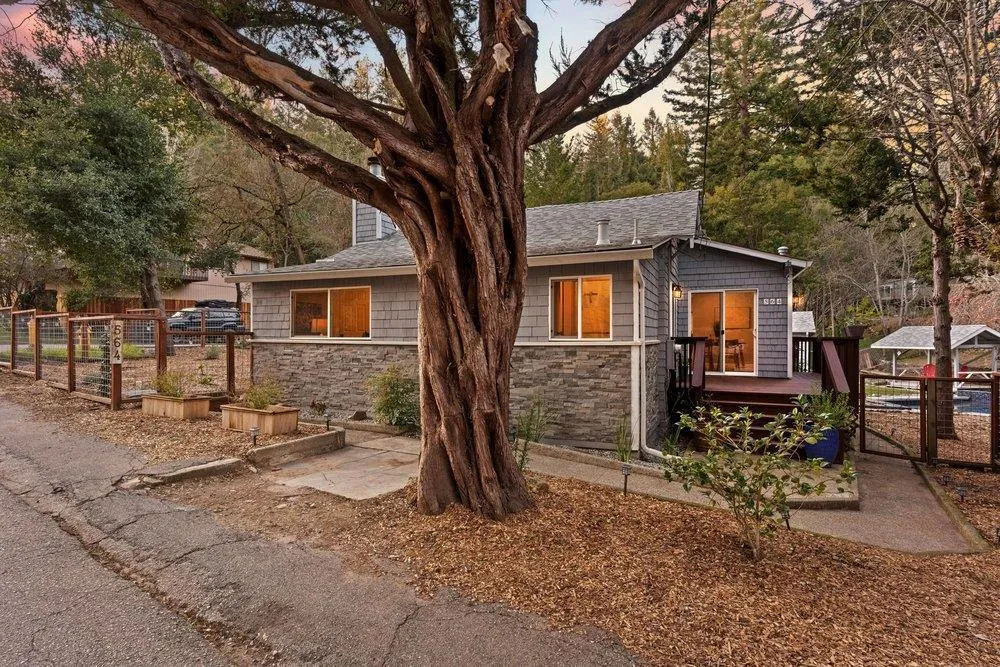 564 Hillcrest Drive Felton, CA 95018