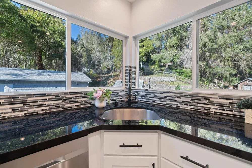 564 Hillcrest Drive Felton, CA 95018
