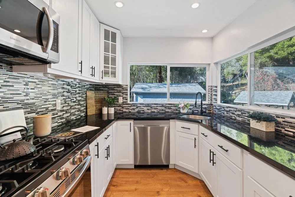 564 Hillcrest Drive Felton, CA 95018